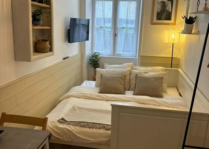 De Charme Hyper Centre 拉罗歇尔